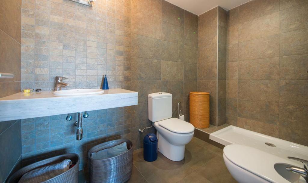 Magnificent Apartment Close To The Beach Sant Adrià de Besòs Esterno foto